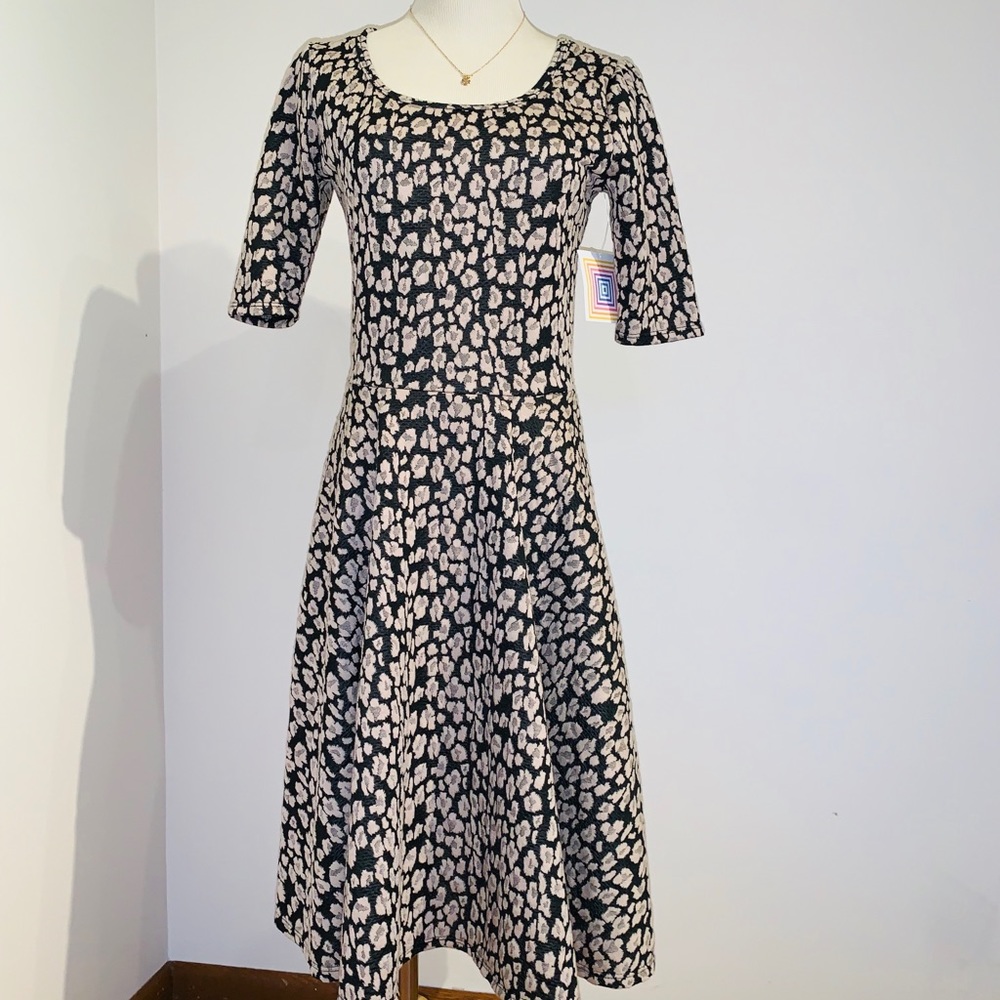 NWT Lularoe Nicole Dress